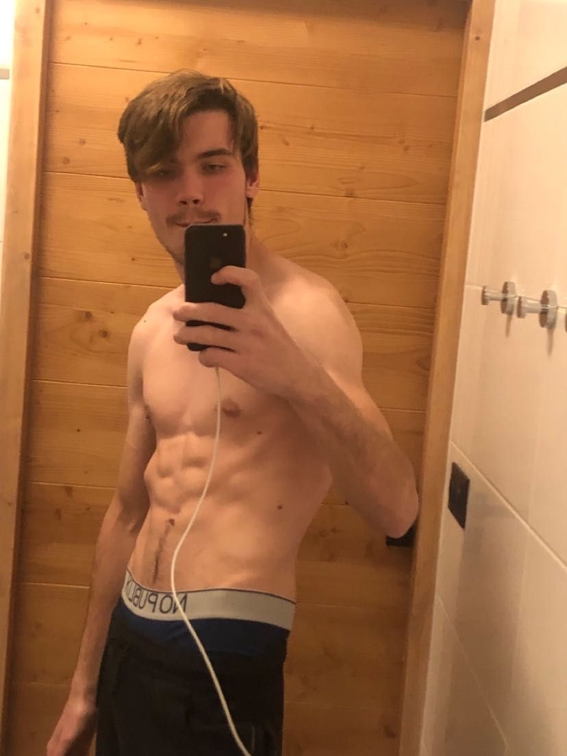 Profil de Orel, 23 ans, Libertine à Fond du Lac