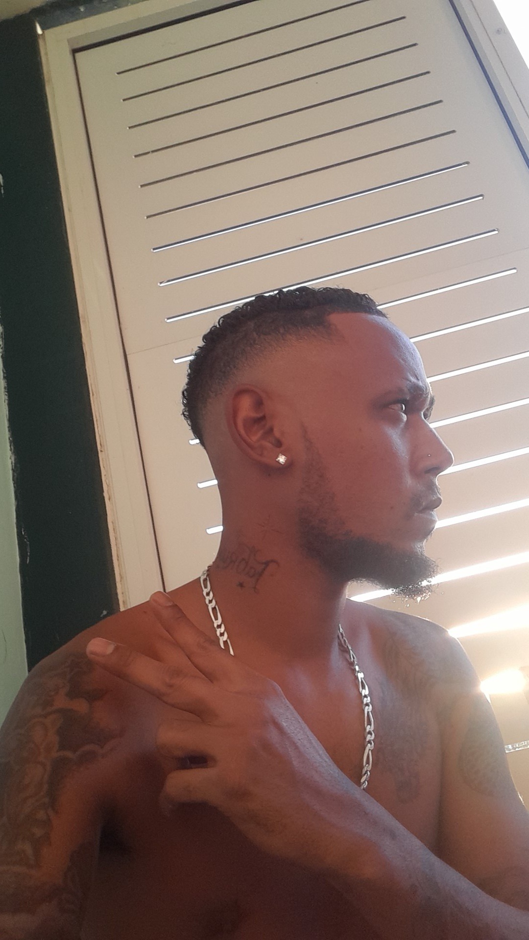 Profil de Horatio, 35 ans, Libertine à Saint-Jules