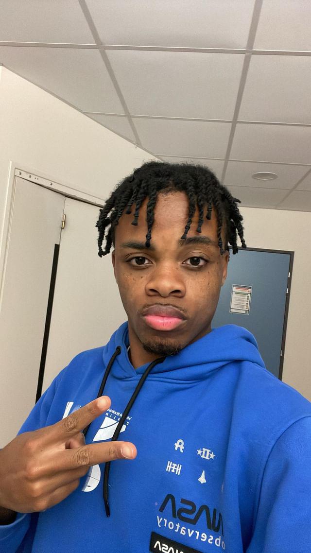 Profil de Loïc, 18 ans, Libertine à Rencontre East