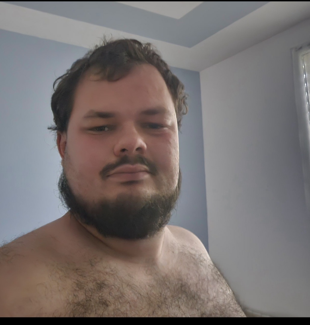 Profil de Mino, 22 ans, Libertine à Saint-Valérien