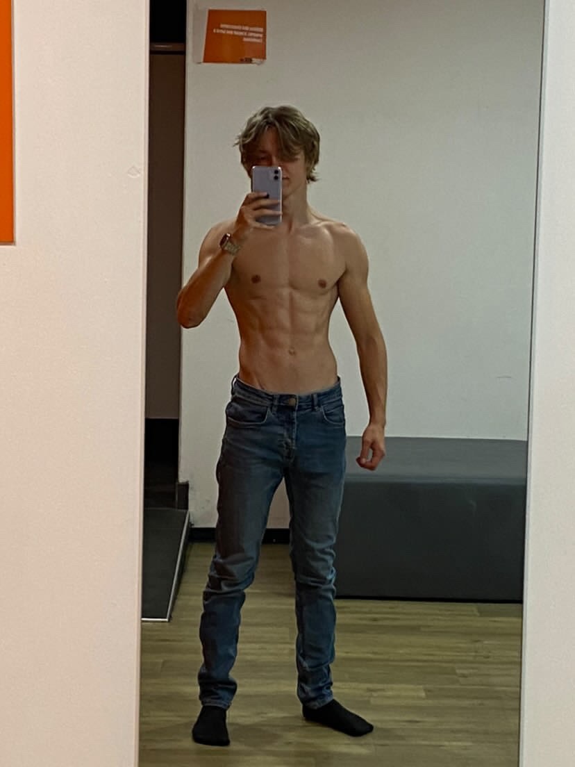 Profil de Eliano, 21 ans, Libertine à Central Elgin