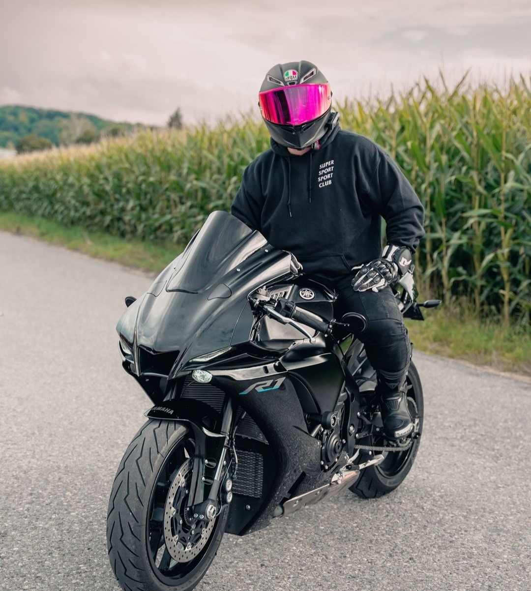 Profil de Ousseynou, 20 ans, Libertine à Central Elgin