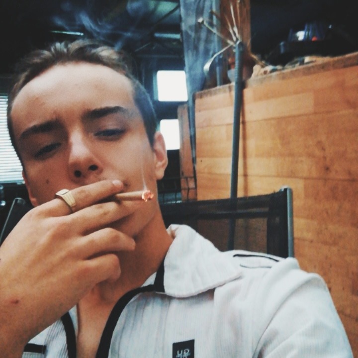 Profil de Khalidou, 20 ans, Libertine à Rosthern