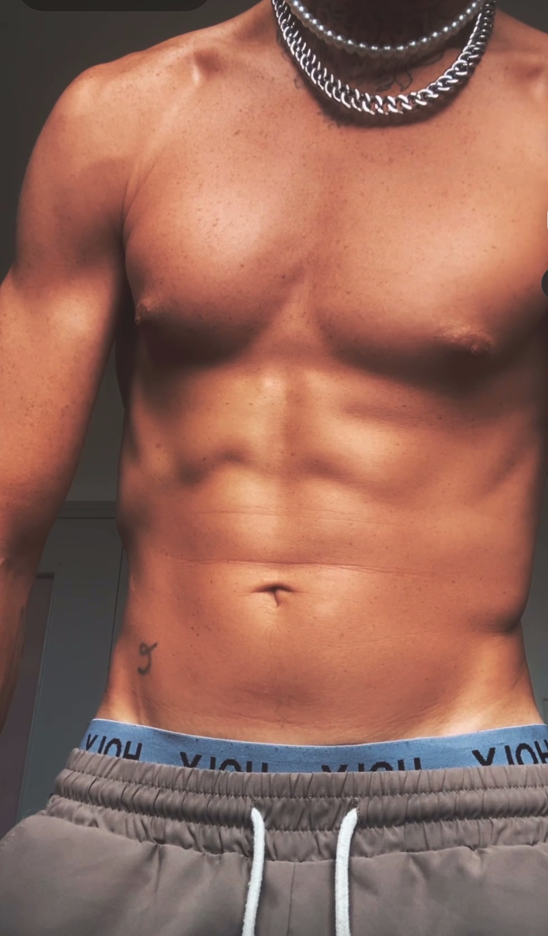 Profil de Oisin, 30 ans, Libertine à Sedley