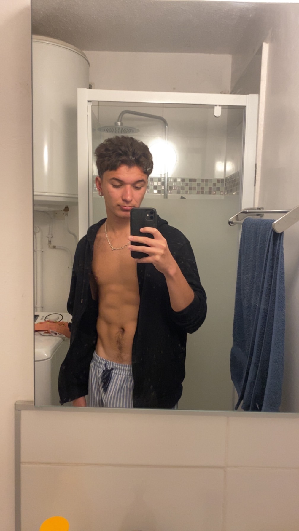 Profil de Madiba, 21 ans, Libertine à Powerview-Pine Falls