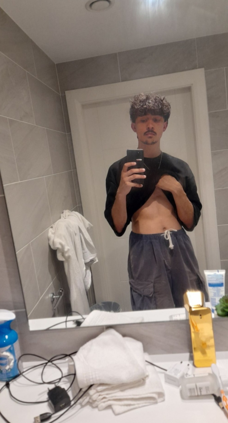 Profil de Charles, 21 ans, Libertine à Gretna