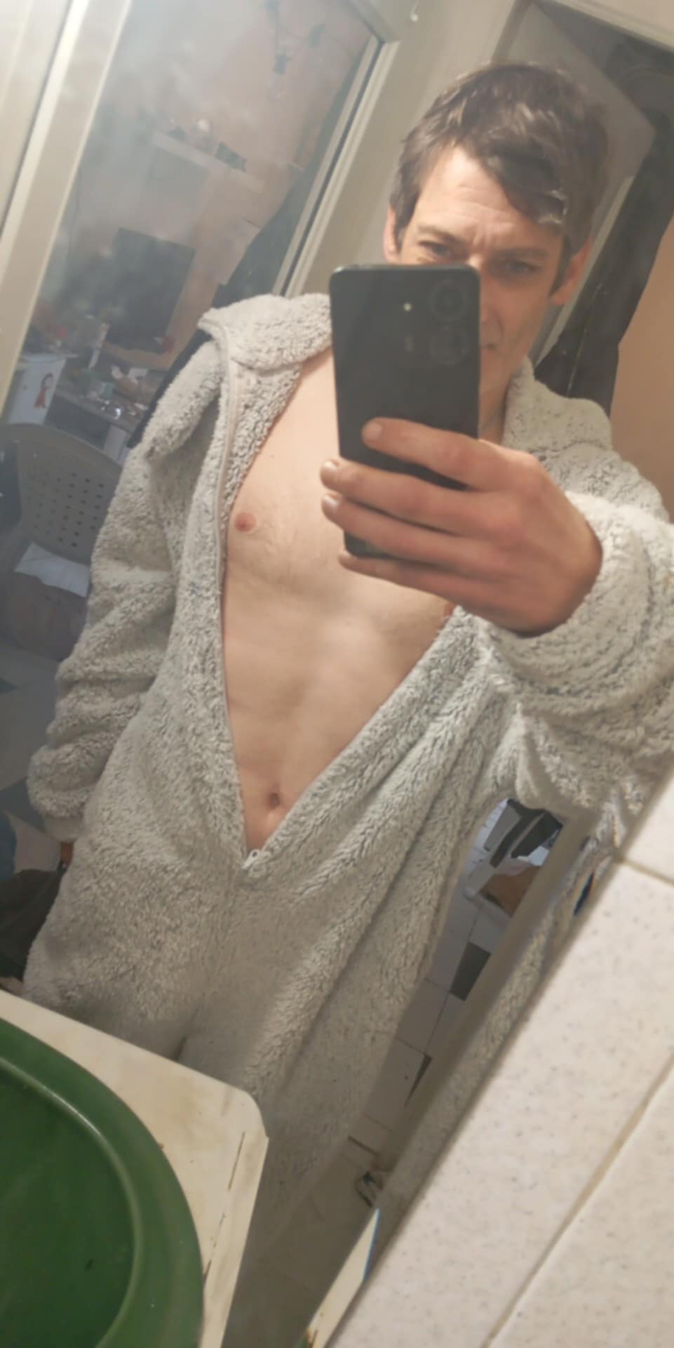 Profil de Nabyl, 44 ans, Libertine à Avonlea