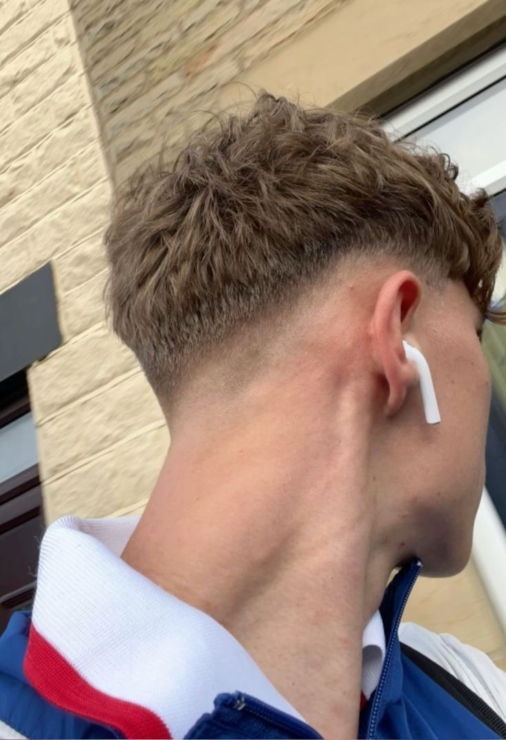 Profil de Kyrian, 22 ans, Libertine à Lemberg