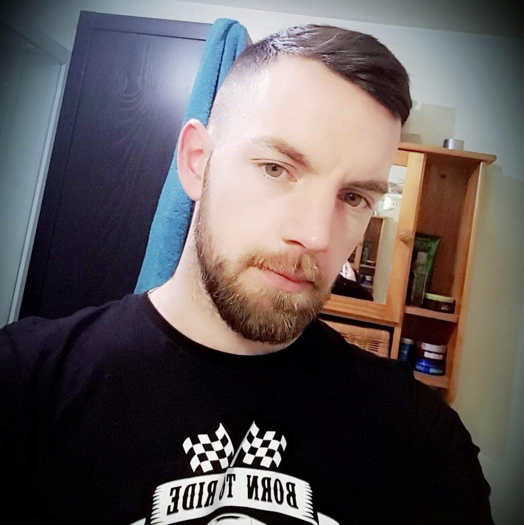 Profil de Ergin, 34 ans, Libertine à Sainte-Christine