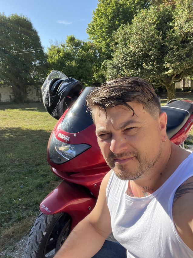 Profil de Zackary, 42 ans, Libertine à Brooks