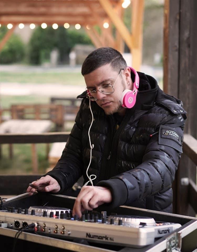 Profil de Jacques-emmanuel, 31 ans, Libertine à Robsart