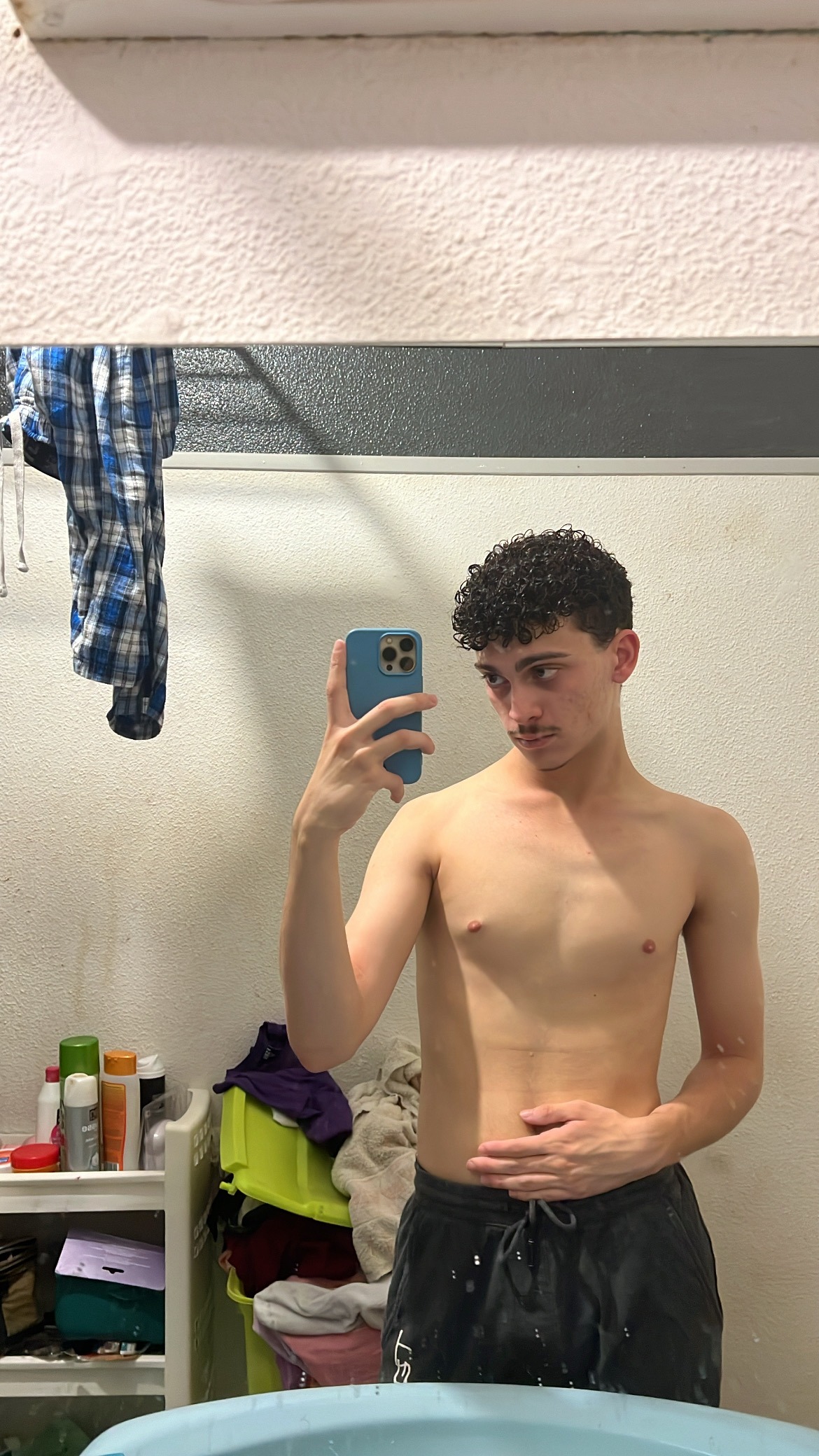 Profil de Gora, 20 ans, Libertine à Vegreville