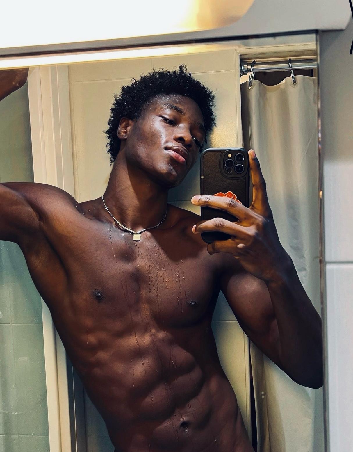 Profil de Paul-victor, 30 ans, Libertine à La Broquerie