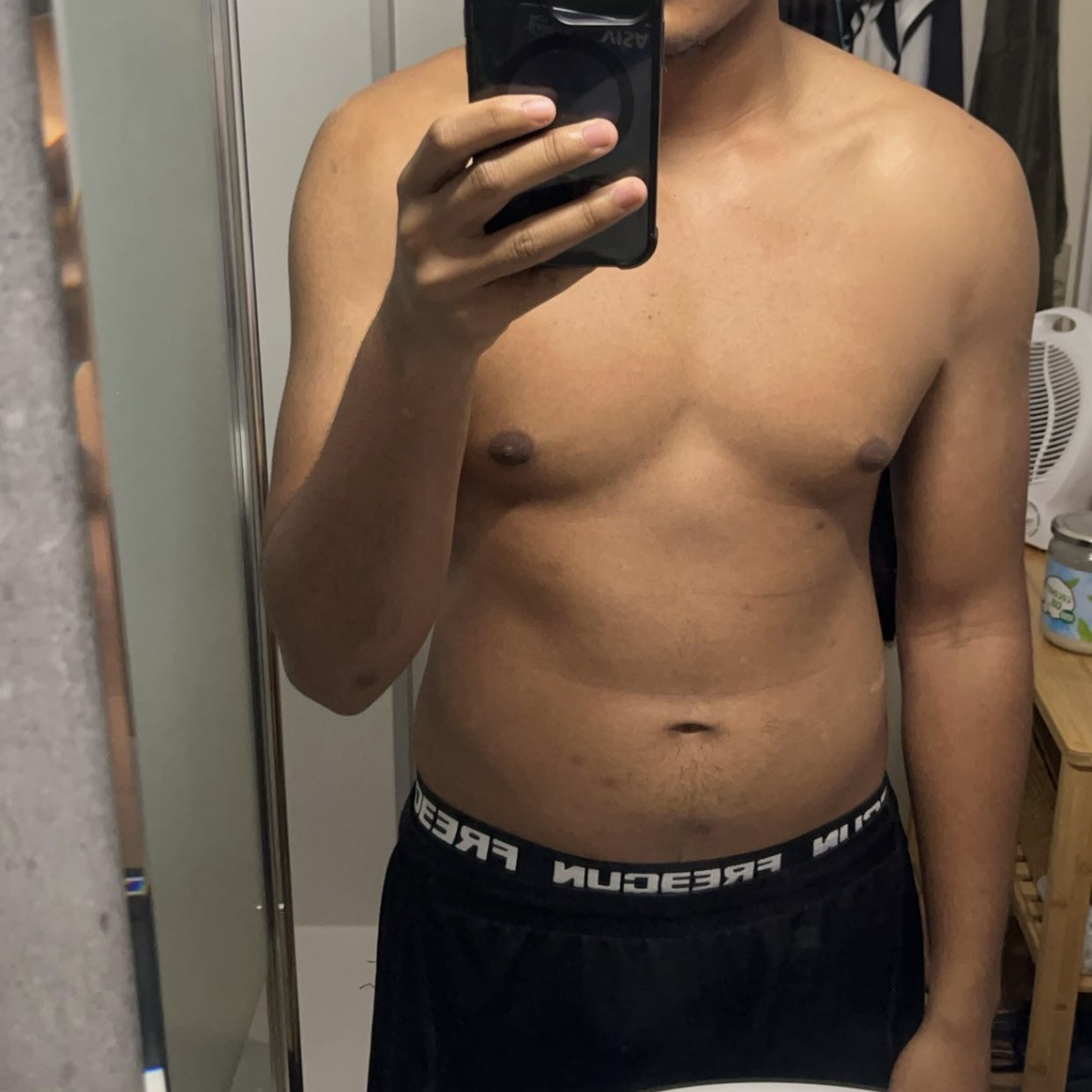 Profil de Falilou, 21 ans, Libertine à Stouffville