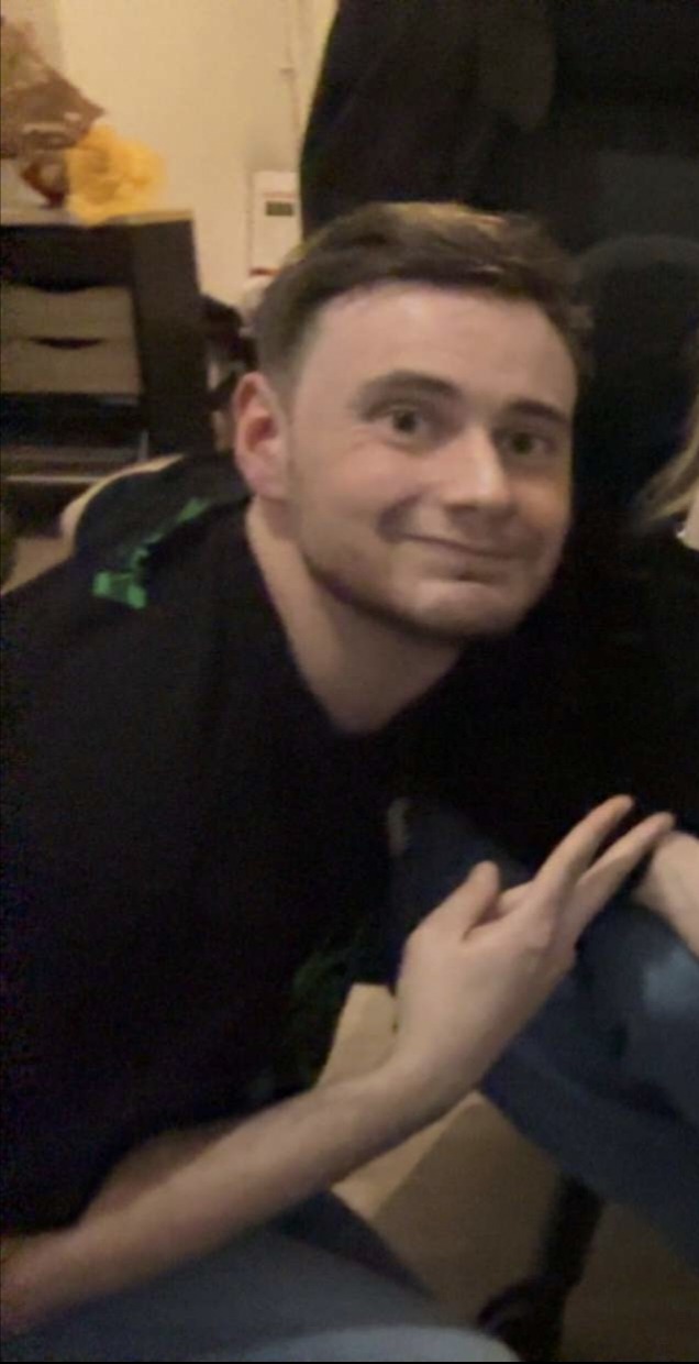 Profil de Icham, 26 ans, Libertine à Argyle