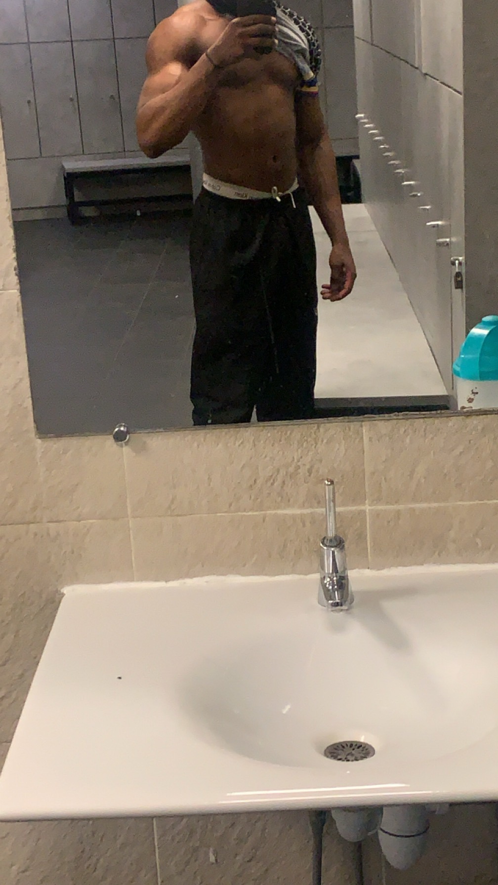 Profil de Yliane, 26 ans, Libertine à Saint-Philippe-de-Néri