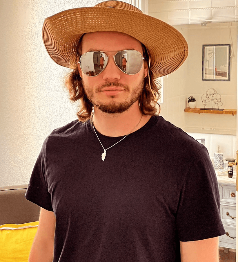 Profil de Mourad, 27 ans, Libertine à Rosemary